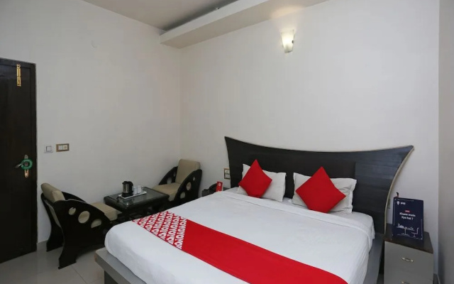 OYO 19334 Flagship Shanta Inn Charbagh
