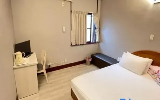Yimei Hotel