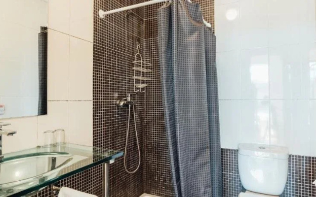 SwissPorto Guest House