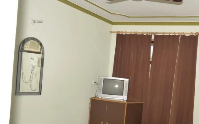 Hotel Sharma Palace
