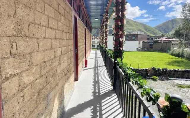 Xinduqiao Town Fenglinxi Boutique Homestay