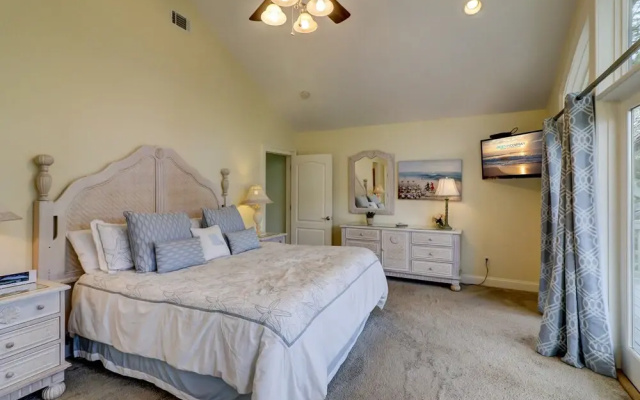 106 Oceanwood