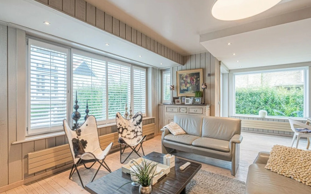 Charming Villa with Sauna in Westende