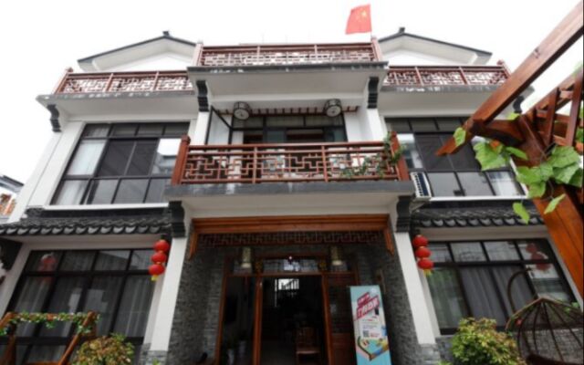Отель Zhouzhuang Chen Jia Boutique Inn вид на фасад
