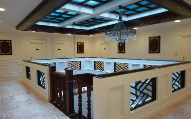 Le Bouton D'or Boutique Hotel