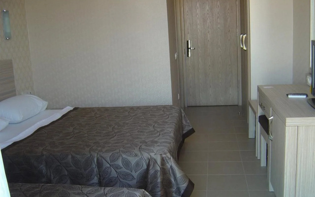 Side Lowe Hotel