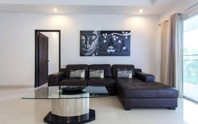 Victoria Villa by Jetta