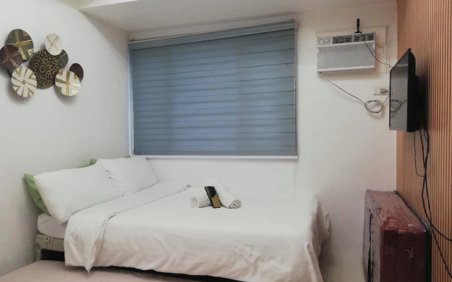 Cozy Condo Near US Embassy in Manila