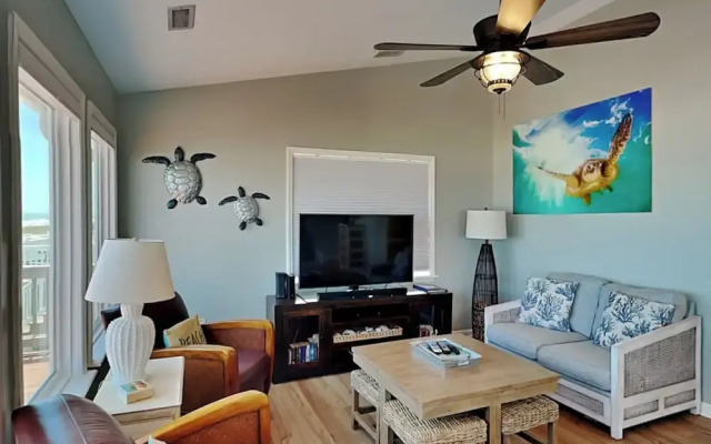 Paradise Palms by Topsail Realty