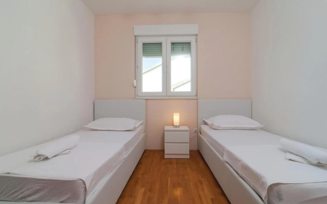 Beautiful Home in Omis With Wifi and 2 Bedrooms
