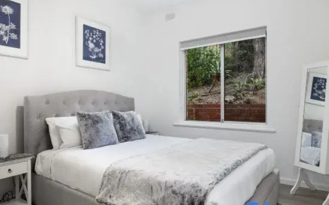 Sammy's Seaside Hideaway in Henley Beach