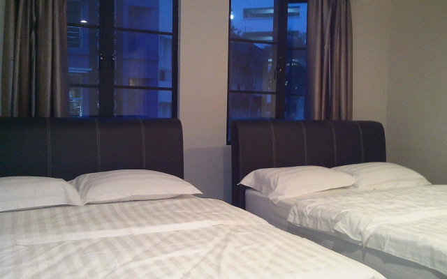33 Star Hotel