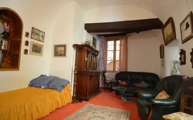 Period apartment 5 period in Old Nice near tramway