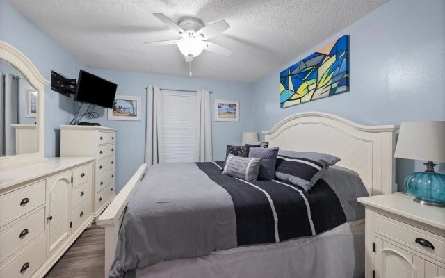 Pelican Beach 1903 1 Bedroom Condo by Pelican Beach Management