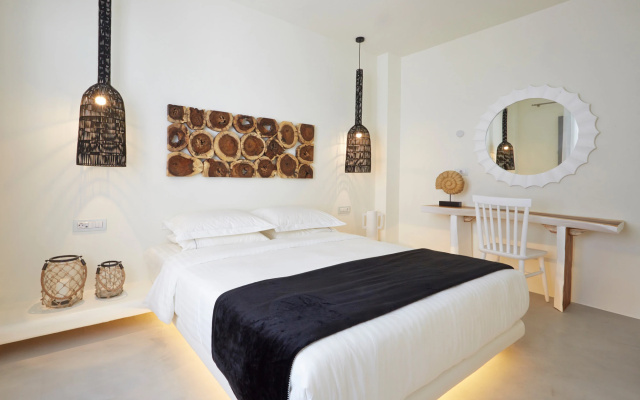 2 Bedroom Eolia Kamari Villa 100m2 with Private Heated Pool
