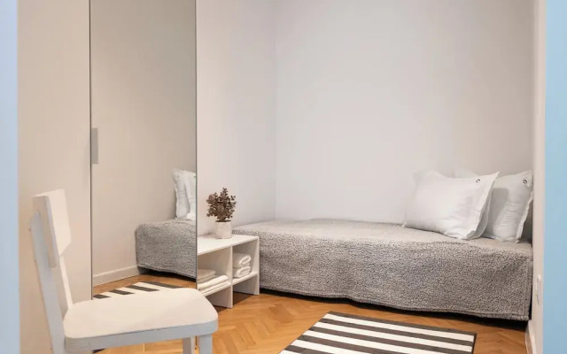 Starflat Gorgeous central apartment NDK