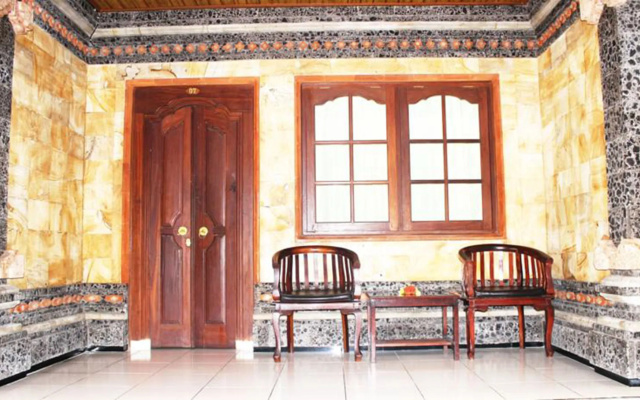 Segara Sadhu Inn Kuta by ecommerceloka