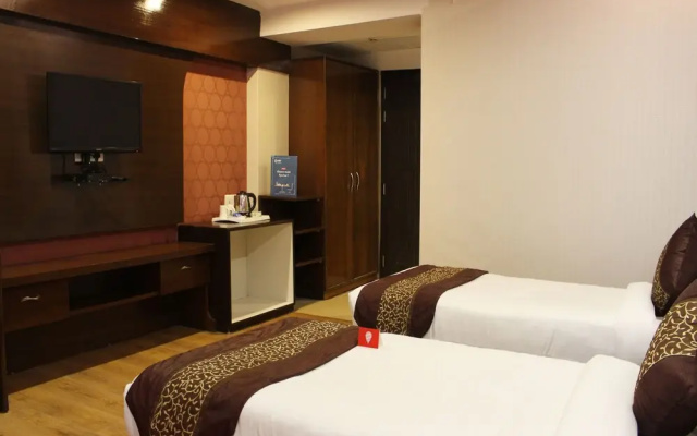 OYO 3760 Hotel Elysee