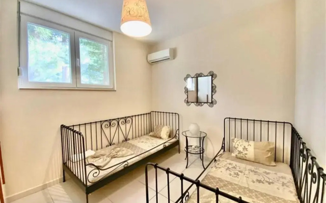Helios Villa Sea Front - 3 bedrooms 7 guests
