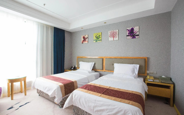 Xiangyang Hechi Shang Pin Hotel