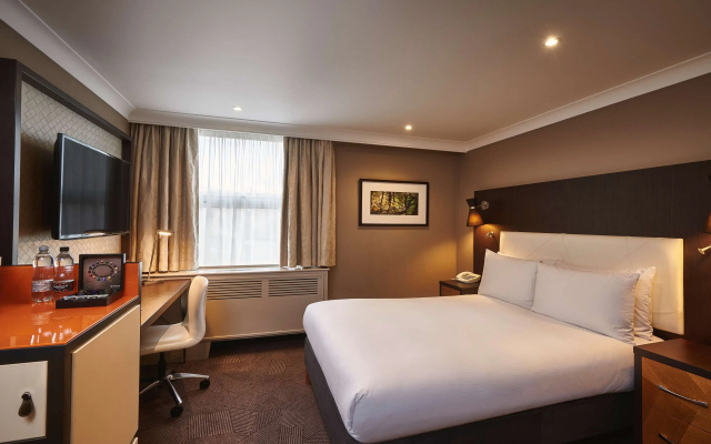 DoubleTree by Hilton London - Ealing Hotel