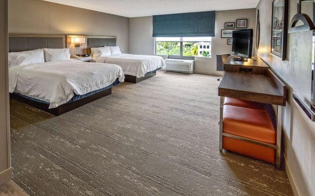 Hampton Inn & Suites Fort Myers-Estero/FGCU