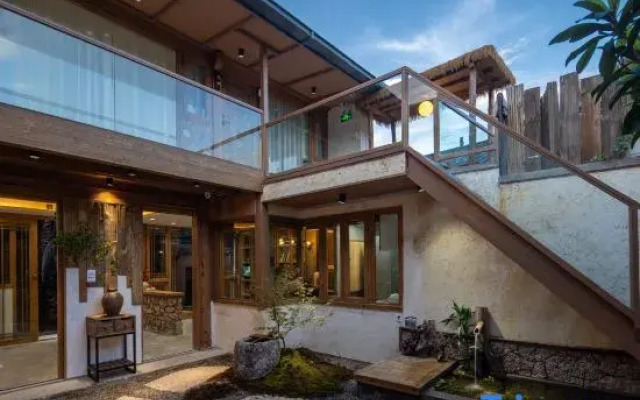 Lijiang Weikong Designer Homestay