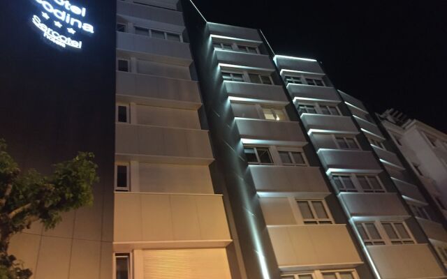 Отель Sercotel Codina Испания, Сан-Себастьян - отзывы, цены и фото номеров - забронировать отель Sercotel Codina онлайн вид на фасад