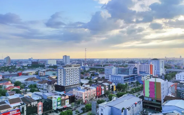 Nice And Cozy Studio At Vida View Makassar Apartment