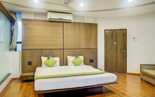 Treebo Hotel Shivas