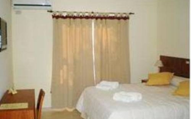 Hotel Costa Inn