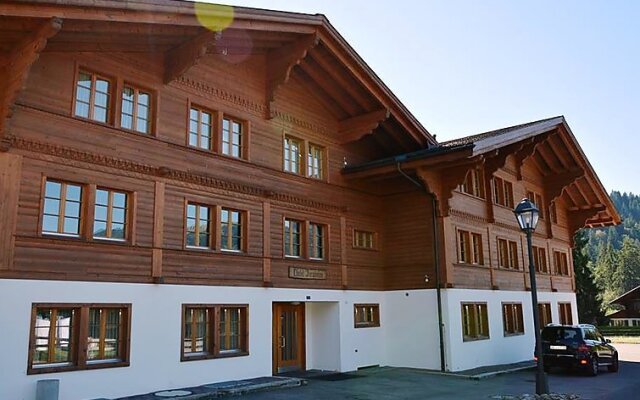 Отель Jacqueline 12 - Two Bedroom Швейцария, Гштад - отзывы, цены и фото номеров - забронировать отель Jacqueline 12 - Two Bedroom онлайн вид на фасад