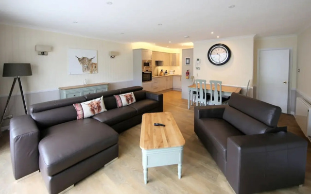 Loch Rannoch Pine Marten Lodge 1