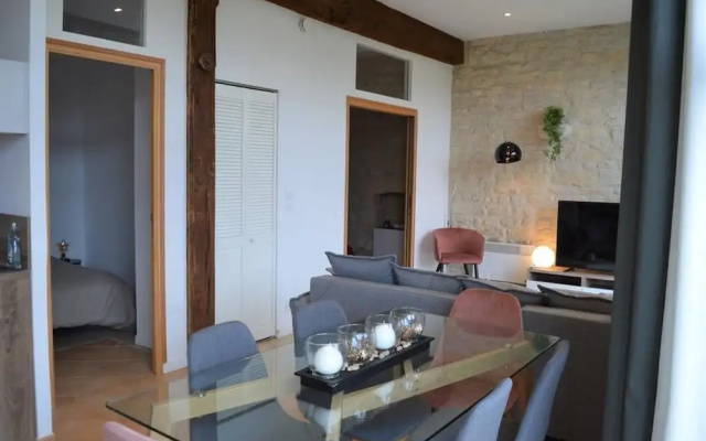 Appartement Lumineux avec Jardin Piscine