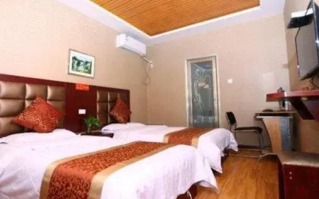 Xianyang Huang Long Express Inn
