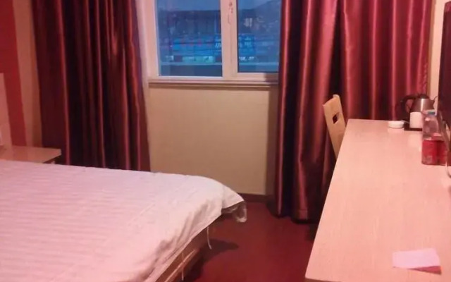 Fast Hotel Chain (Ma'anshan Railway Station)(弗思特连锁酒店(马鞍山火车站店))
