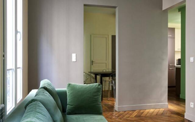 Отель My Flat in Paris - 17th Франция, Париж - отзывы, цены и фото номеров - забронировать отель My Flat in Paris - 17th онлайн комната для гостей