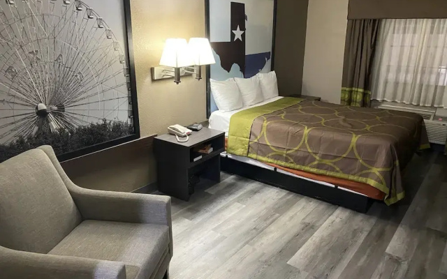 Super 8 Gainesville TX