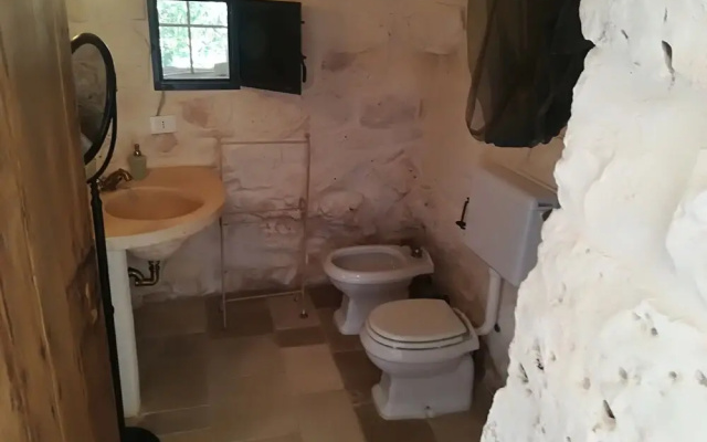 Beautiful Masseria Inside the Country and Near the sea
