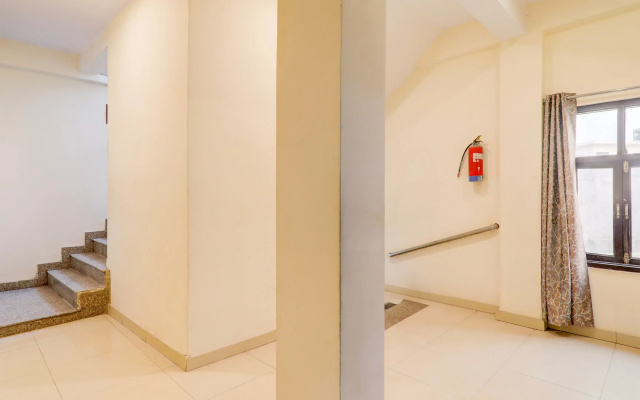 Super OYO Hotel O Indira Nagar