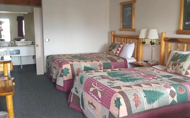 The Ponderosa Motel