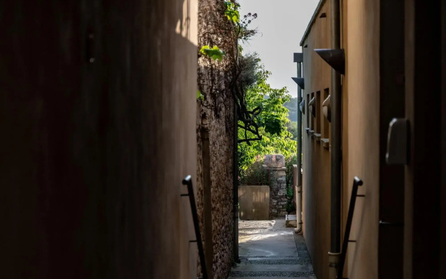Les Remparts