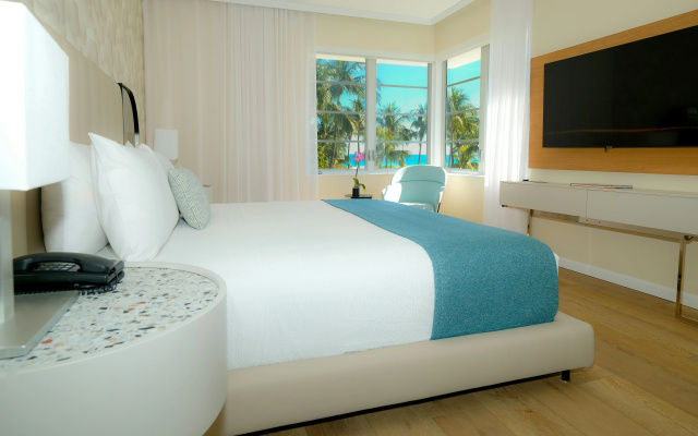 Avalon Hotel