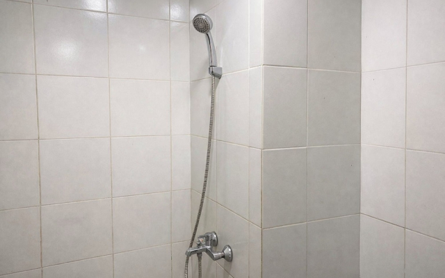 Simple Look 1Br Apartment At Vittoria Residence