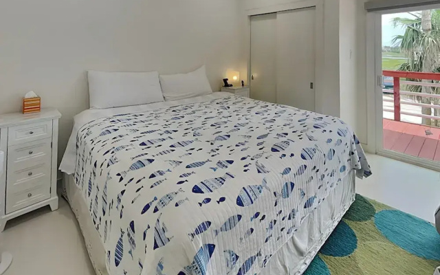 Dock of the Bay by Ryson Vacation Rentals