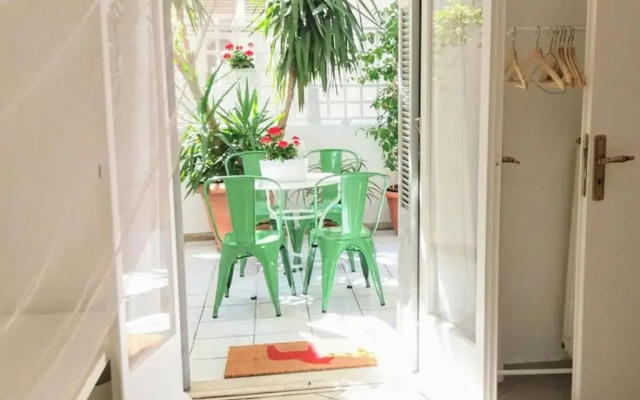 One Bedroom Apartment with Outdoor Space Next to Museum