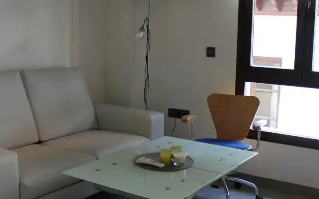 Nevada Suite Mesones