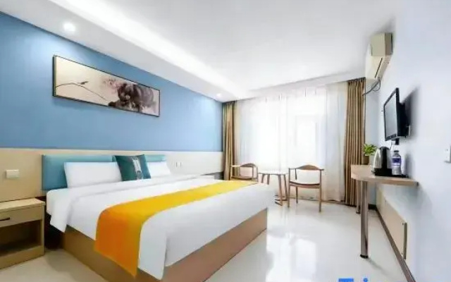 Yuemei Trendy Apartment (Zhengzhou Erqi Square)