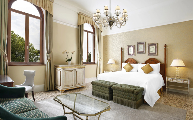 Отель San Clemente Palace Venice