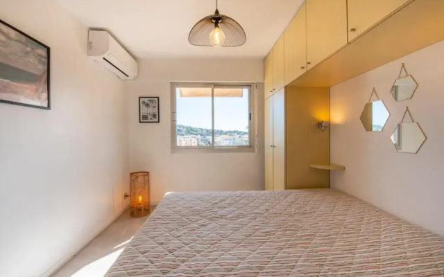 Apt with Pool 10 Min From the Beach